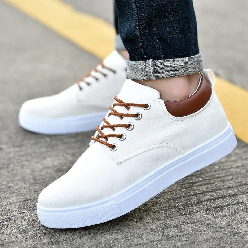 2023 Men's Casual Fashionable Canvas Sneakers