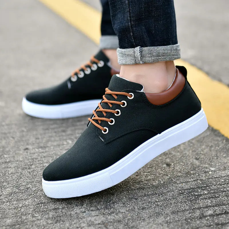 2023 Men's Casual Fashionable Canvas Sneakers